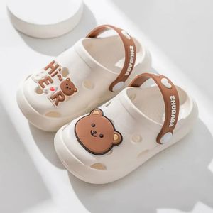 Cartoon Home Slippers Kids Fashion Cute Soled Soled Nonslip Sandals Summer Design Shoes Baby Unisex PVC Round Head 240516