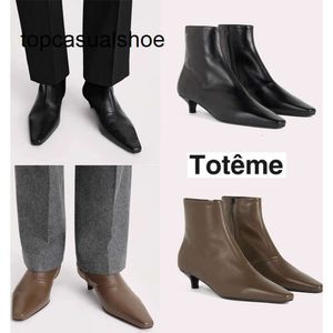 Toteme Fashion Women's Shoes 23 Year New Cat Heel Calf Leather Pointed Square Short Boots and Ankle Boots