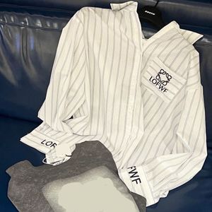 Designer Womens Shirt Stripe Ramipe 2024 Nuovo camicia vintage 24SS a maniche lunghe Shirt Sunvella Sun Cash Top Sun Cd2405223-8