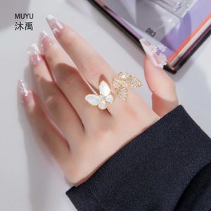 Einzigartiger Charme Vanly Ring für Männer und Frauen Mode übertriebener Schmetterling natürliches Insekt neu mit originalem Logo vanlybox