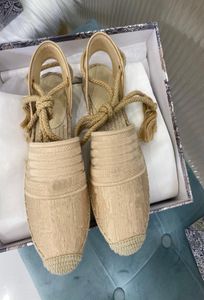 Summer Women039S Canvas Sandals Luxury Women Lowheeled Lowhaled Sandals مصمم مصمم Lacle Laceup الشاطئ
