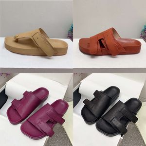 Nya designerbilder Enkelt tå Post Sandal i Goatskin Thong Sandals Leather Flip Flop Summer Comfort Beach Slipper med Box 570