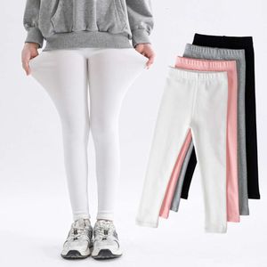 Girls' Leggings Spring And Autumn Style 95 Cotton Female Baby Elastic Children's Slim outer Wear Pants L2405