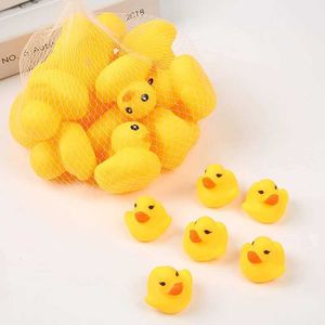 Bath Toys 10 pieces of 3.5/5CM extruded rubber duck baby bath toys swimming pool floating bath duck water game childrens shower toys d240522