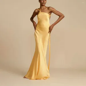 Parti Elbiseleri Mignon Saten Seksi Tek Omuzlu Spagetti Strap Gece Elbise Prom Elbisesi Kadınlar için Zarif 2024