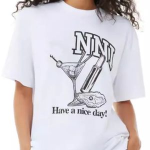 Camiseta feminina de designer T-shirt Glass Drink T-shirt