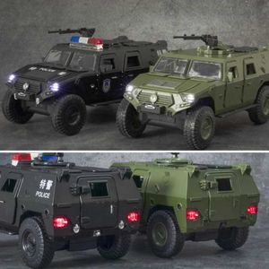 Diecast Model Cars 1 24 военный сплав бронированный автомобиль модель Diecasts Металлические игрушки внедорожников внедорожные транспортные средства танк