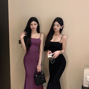 Kvinnor Spaghetti Strap Sexy BodyCon Tunic Logo Letter Pin Appliced ​​Designer Mermaid Long Dress SML