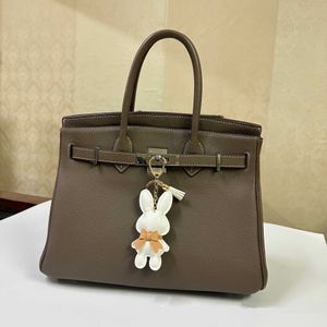 Keychains Lanyards Creative and cute rabbit bag pendant leather car keychain small student gift Q240521