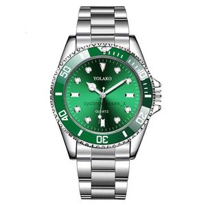 Green Water Ghost Watch Mens Fashion Steel Steel Bess Quartz Yolako