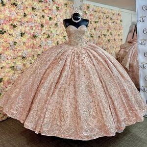 Pink Shiny Quinceanera Dress 2024 Ball Gown Beads Big Bow Tull For Sweet 16 15 Sequined Princess Vestidos De XV 15 Anos