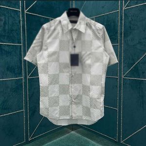 Men's Casual Shirts designer 242024 Chessboard Short sleeved Shirt Loose Half Printed Summer New and Women's Top HSLX