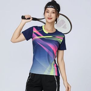T-shirt Women Badminton Maglie da tennis a secco rapido Maglie di addestramento traspirante Sports Tees Polyester Tennis Sonta corta 240522
