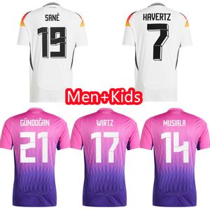 24 Maglie tedesco Hummels Gnabry Soccer Maglie Kit Kroos Muller Wirtz Trikot a casa Draxler Reus Gotze Kids Fans Kit Player Versione B60