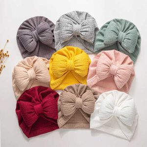 Acessórios para o cabelo Capilinhas recém -nascidas bonitinhas Chapéus de turbante co -algodão grosso mais quente chapéu indiano para meninos gorros de chapéu macio 2023 inverno y240522