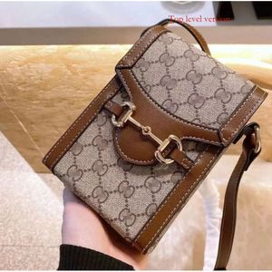 Роскошная сумка винтажная лошадь Snap Clamshell Bag Mobile Phone Mini Bag Fashion Luxury One Plouds Cross Fashion Small Square Designer Designer Bag Сумка 985