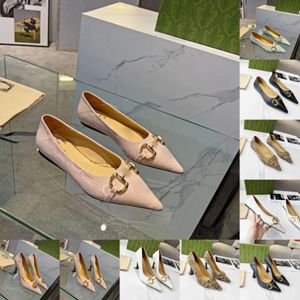 2023 Designer Brand Women's Shoes Pointed Toe Low Heels Sandaler Kvinnor Fashion Luxurious Rivet Causal Dress Shoes Woman Elegant Thick Heels Shoe Storlek 35-42 Withbox