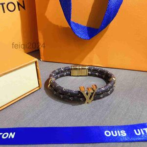 Wholesale Fashion Bracelets Women Bangle Designer Lucky Letter Jewelry Faux Leather Gold Plated Stainless steel Bracelet Womens Wedding nice