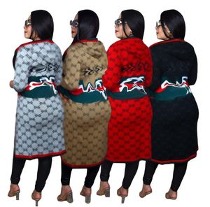 2024 New Women's Designer Sweater Designer Luxury Marca de luxo outono/inverno Cardigan Capeled Jaqueta de suéter M4027