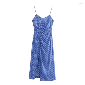 Casual Dresses Yenkye 2024 Kvinnor Blue Floral Print Ruched Sling Sexig ärmlös Front Slit Kvinna Midi Summer Dress Party Vestidos