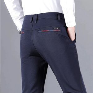 pantaloni casual per uomini alla moda slim bustom Business abiti per giovani pantaloni elastici pantaloni da uomo classici da uomo 240430