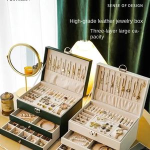 Large Capacity Light Luxury High-End Exquisite Jewelry Box Necklace with Lock Earrings Anti-Oxidation Storage Box 240522