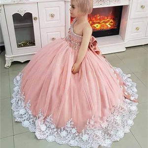 Dopklänningar Pearl Ball Dress Flower Girl Wedding Används för veck Spaghetti Halsbindning Bind Pageant Birthday First Piece of Communion Q240521