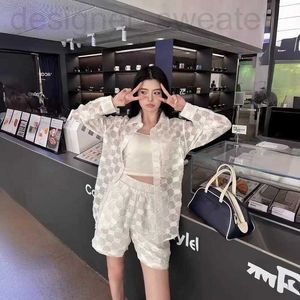 Women's Two Piece Pants Designer 2024 Spring New Slim and Long Shirt Paired with Elastic Shorts Set P0JP