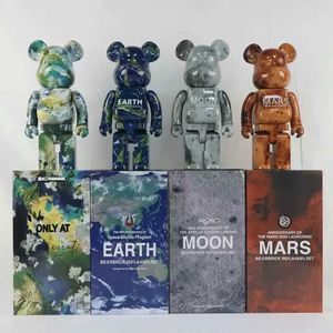 Action Toy Figures Bearbrick 400% Universe Series Earth Moon Mars Surface Colorful Living Space Desktop Decoration Pattern Doll Couple Gift H240522