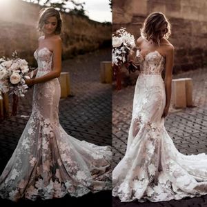 Nowoczesne sukienki ślubne syreny koronki 2020 vestidos de novia ukochana szyja iluzja bez rękawów seksowne suknie ślubne aplikacje 209x