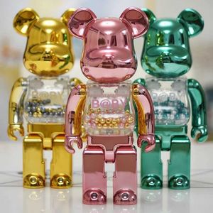 Action Toy Figures Creative Transparent Violence Building Blocks Bear PVC Sculpture Doll handdekorerad familj Vardagsrum Dekorativ staty H240523