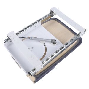 Retractable Bügelbrett Schrankauszugsstau im Schrank faltbare Tischhülle 180 ° Ausleitbarer Druckzug