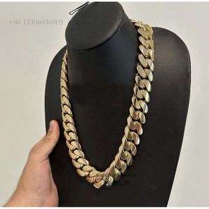 Hip Hop Jewelry 14K 25Mm 24" 700G 999 Sier Pain With Moissanite Lock Iced Out Cuban Link Chain