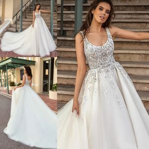 Dresses Elegant Square ALine Wedding Dresses Luxury Arabic Crystal Backless Sleeveless Garden Bridal Gowns Plus Size Custom Made Vestidos