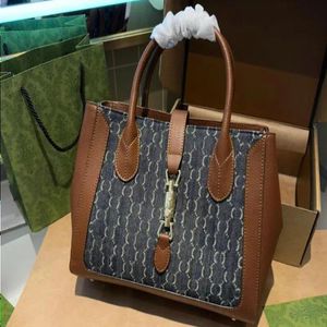 10A Fashion Crossbody Business Totes Designer Large Bags Bag Shopping Women Tote Fashion Shoulder Leather Handbags Classic Pattern Bag Tktt