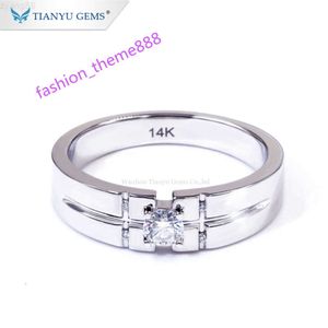 Tianyu Gems 14k/18k White Gold Ring 4mm Round Heart Arrow Colorless Moissanite Gold Engagement Men Ring
