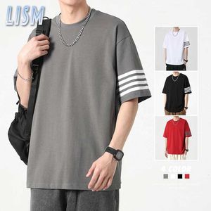 Mäns T-shirts Mens Retro randig kortärmad t-shirt Harajuku Loose Top Summer Ny överdimensionerad t-shirt Y2K Rope Hombre Daily T-shirt Q240521