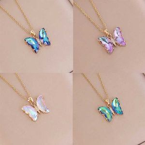 Pendant Necklaces Womens Flash Gradient Butterfly Pendant Necklace 2023 Trend Gold O-Chain Y2K Sweet Necklace Party Gift d240522
