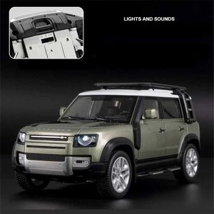 Diecast Model Cars 1/18 Range Rover Defender SUV Alloy Car Model Diecast Metal Off-road Vehicles Car Model Sound and Light Simulation Kids Toy Gift