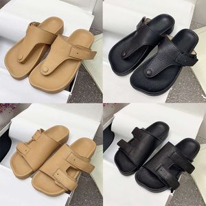 Lätt tå Post Sandal i Goatskin Designer Slides Thong Sandals Leather Flip Flop Summer Comfort Beach Slipper With Box 570