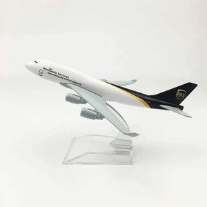 航空機Modle 16cm 1 400 747 B747モデルUPS航空機貨物付き航空機航空機航空機飛行機収集可能なディスプレイ玩具モデルコレクションY240522