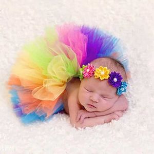 Röcke Baby Regenbogen Tutu Röcke Mädchen handgefertigtes Ballett Tüll Tüll Pettiskirt Unterrocks mit Blumenstirnband Set Neugeborene Fotografie Sketche Y240522