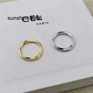 New Designer Band Rings Plain Thin Pair Minimalist Ins Design Fashionable Tail Irregular Twist Bague Couple Anello with Box