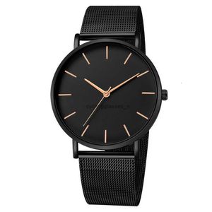 Simple and fashionable mens watch mesh belt steel quartz