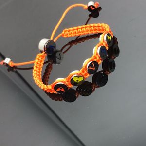 Lyxdesigner smycken armband presbyopia armband vackert mode för män kvinnor brun gammal blommbok bokstäver eleganta pärlor armband med låda och dammpåsar