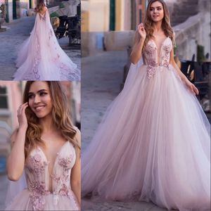 فستان زفاف الأميرة 2024 3D الزهور بلا أكمام الأزياء الدانتيل Tulle Illusion Pink Turkey Bride Bride Bride With Wrap