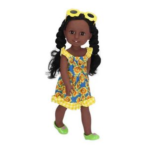 人形の黒人少女人形ビニール・ガール人形はおもちゃを演奏するふりをしています