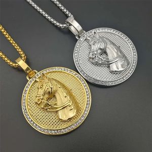 Jockey Club Horse Head pingentes de colares para mulheres/homens cores douradas 14k moedas redondos de moedas de hip -hop jóias de hip -hop bling