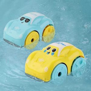 Bath Toys Childrens Dusch Water Toys Abs Windup Car Cartoon Car Baby Shower Toys Childrens Gifts Amfibious Car Badrum Floating Toys D240522