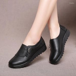 Sıradan Ayakkabı Sonbahar Kadın Moda Kadın Deri Düz Bayanlar Konforlu Siyah İş Daireleri Zapatos Mujer